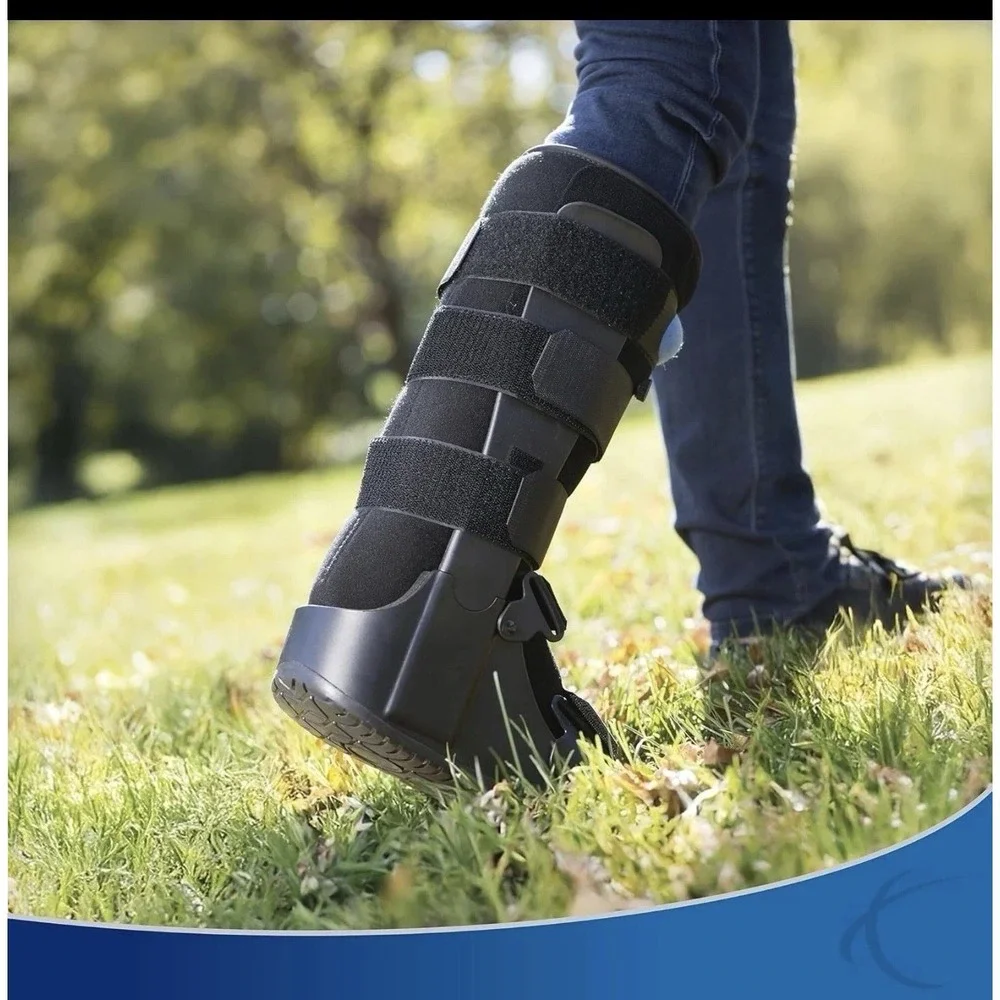 United Ortho Air Cam Walker Fracture Boot, Medium, Black
